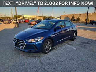 Used 2017 Hyundai Elantra SE image 1