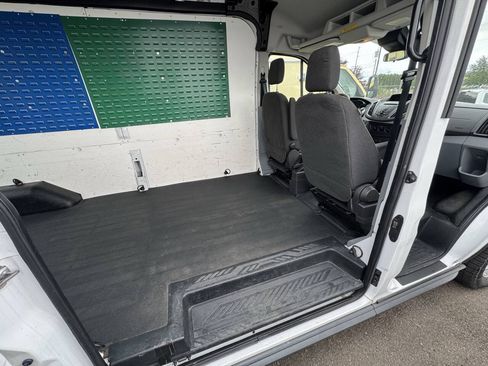 Used 2015 Ford Transit 250 148 Medium Roof RWD image 9