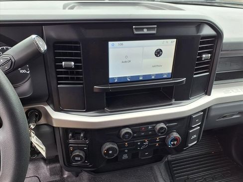 New 2026 Ford F550 4x4 Regular Cab Super Duty image 19