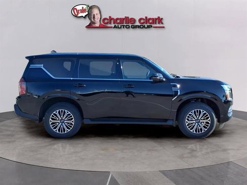 New 2026 Nissan Armada SL w/ Captain's Chari Seat Package image 6