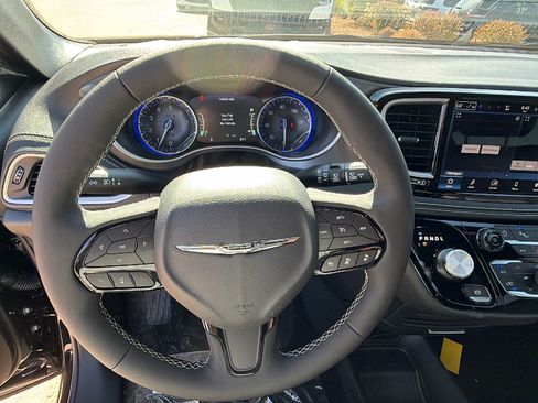 New 2026 Chrysler Pacifica Select w/ S Appearance Package FWD image 23