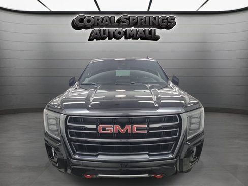 Used 2023 GMC Yukon AT4 AWD/4WD image 2