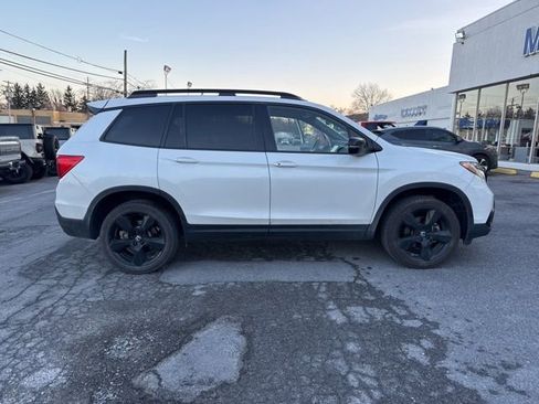 Used 2021 Honda Passport Elite image 2