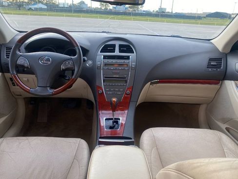 Used 2011 Lexus ES 350 FWD image 9