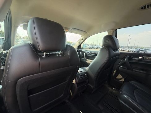 Used 2017 Buick Enclave Premium AWD/4WD image 27