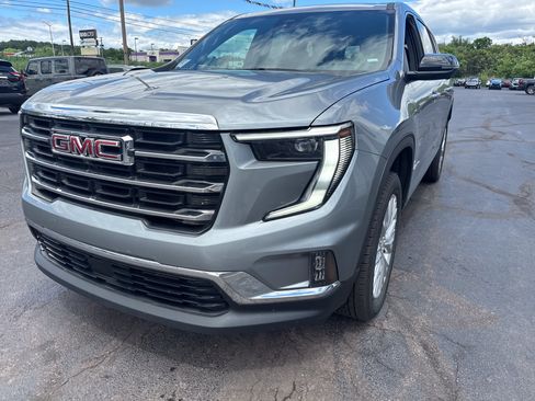 Used 2026 GMC Acadia Elevation w/ Elevation Premium Package AWD/4WD image 10