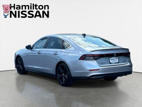 Used 2024 Honda Accord Sport image 4