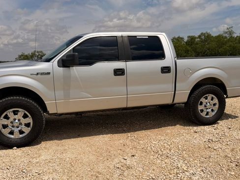 Used 2012 Ford F150 XLT RWD image 2