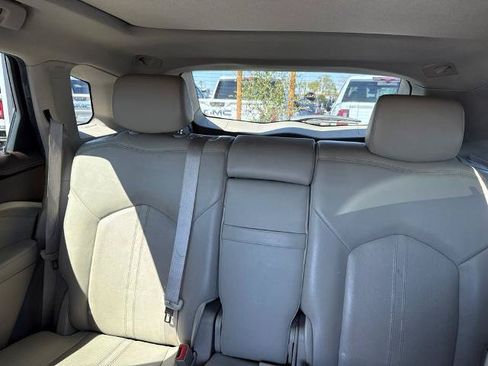 Used 2012 Cadillac SRX Luxury FWD image 13