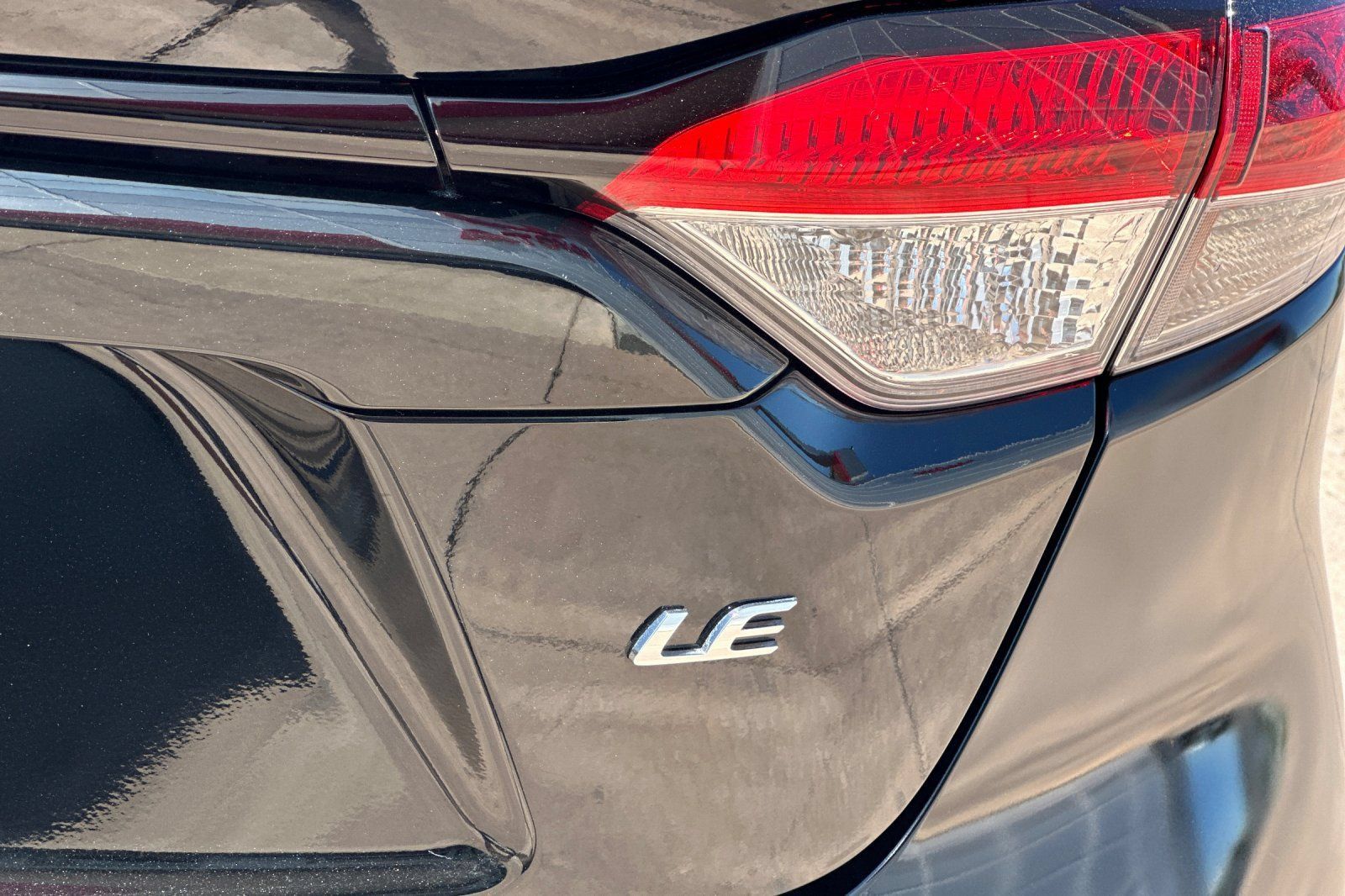 Certified 2023 Toyota Corolla LE FWD image 31