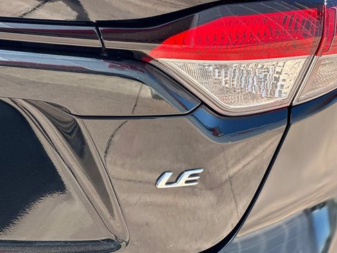 Certified 2023 Toyota Corolla LE FWD image 31