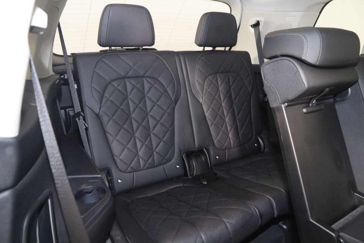 Used 2024 BMW X7 xDrive40i AWD/4WD image 18