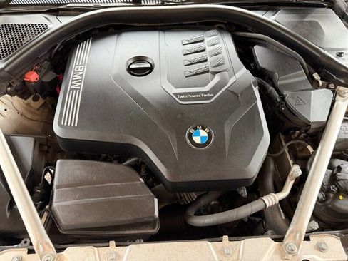 Used 2021 BMW 430i Coupe w/ M Sport Package image 4