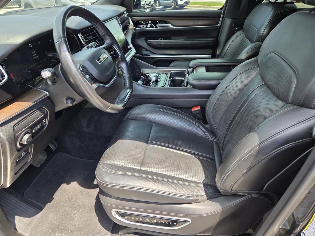 Used 2023 Jeep Grand Wagoneer 4WD image 16