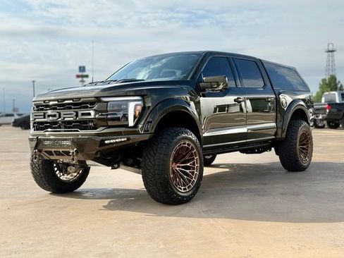 Used 2025 Ford F150 Raptor w/ Equipment Group 803A Raptor R AWD/4WD image 4