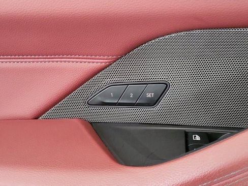 Used 2023 BMW 430i Coupe w/ M Sport Package image 17