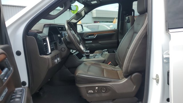 Used 2022 GMC Sierra 1500 Denali w/ Denali Reserve Package AWD/4WD image 4