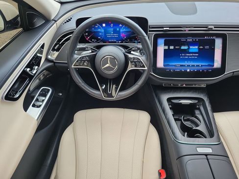 Certified 2024 Mercedes-Benz E 350 4MATIC Sedan image 16