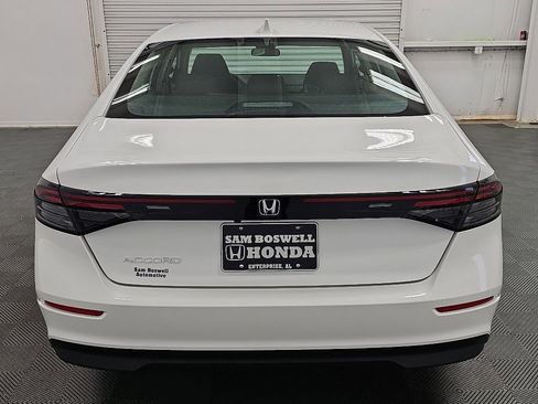 New 2026 Honda Accord LX image 7