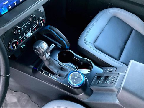 Used 2024 Ford Bronco Big Bend image 14