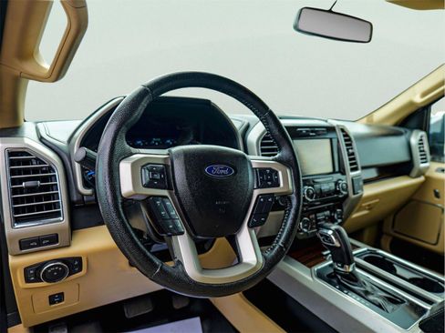 Used 2015 Ford F150 Lariat RWD image 20