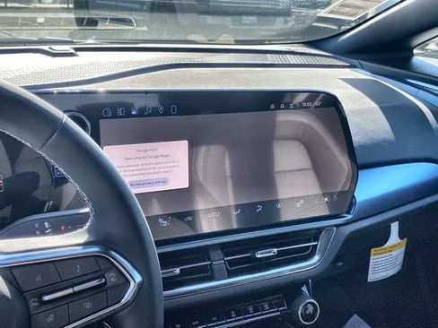 New 2026 Chevrolet Equinox EV LT FWD image 22