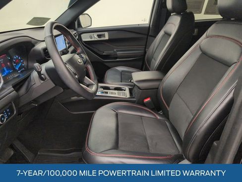 Certified 2023 Ford Explorer ST-Line w/ Class IV Trailer Tow Package image 5