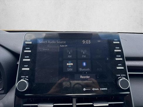 Used 2019 Toyota Avalon XLE w/ Moonroof Package FWD image 7