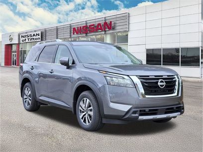 New 2025 Nissan Pathfinder SL