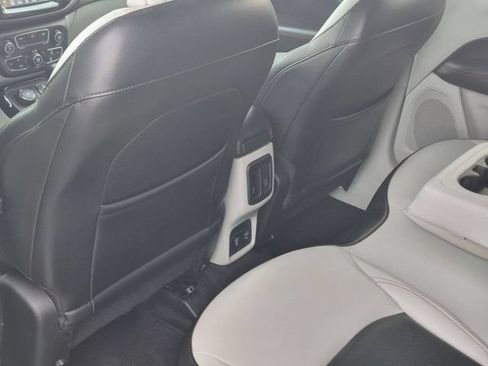 Used 2020 Jeep Compass Limited AWD/4WD image 25