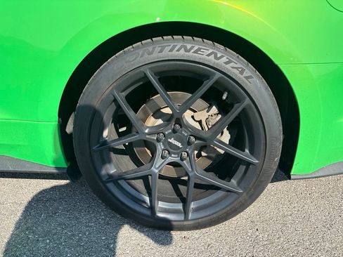 Used 2020 Ford Mustang GT Premium w/ Equipment Group 401A RWD image 4