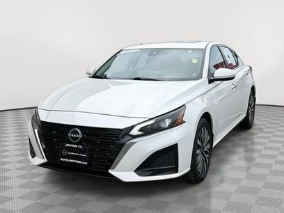 Used 2024 Nissan Altima 2.5 SV w/ SV Premium Package