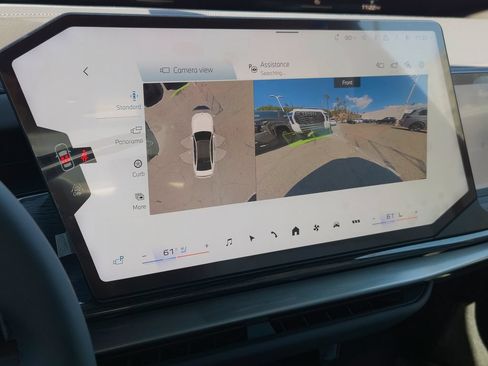 New 2027 BMW 740i w/ Executive Package RWD image 10