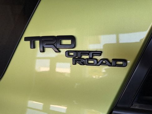 Used 2023 Toyota 4Runner TRD Off-Road Premium w/ Off Road Premium Plus Package image 5