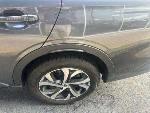 Used 2022 Subaru Outback Limited AWD/4WD image 21