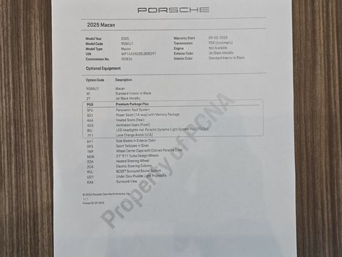 Certified 2025 Porsche Macan image 29