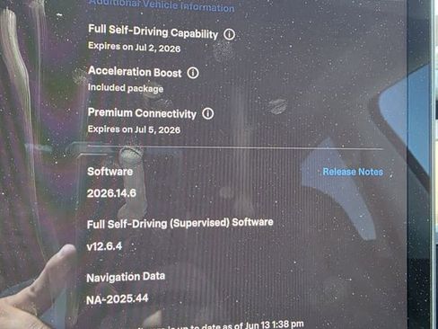 Used 2022 Tesla Model Y Long Range AWD/4WD image 39
