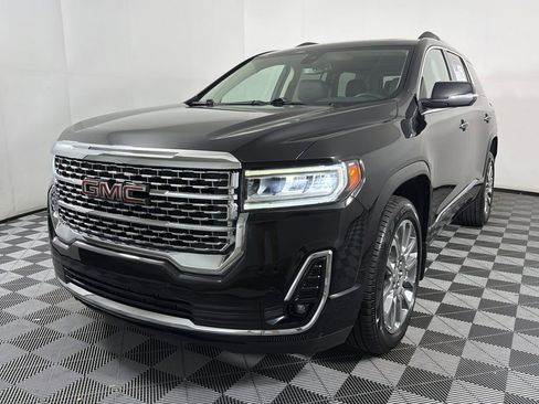 Used 2023 GMC Acadia Denali w/ Trailering Package image 3