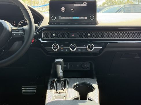 Certified 2025 Honda Civic Sport image 15
