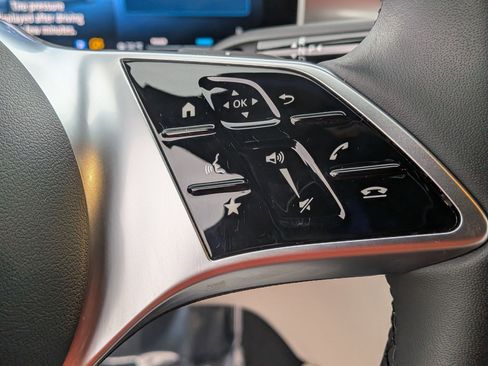 Certified 2025 Mercedes-Benz C 300 4MATIC Sedan image 17