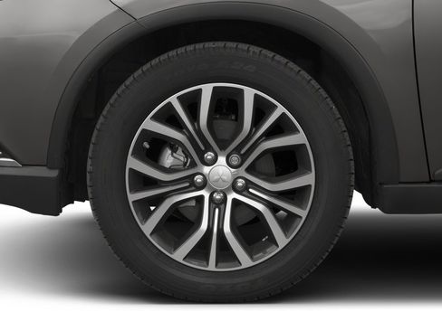 Used 2018 Mitsubishi Outlander SEL image 11