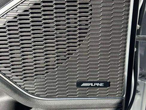 Used 2023 Jeep Grand Cherokee Summit image 15