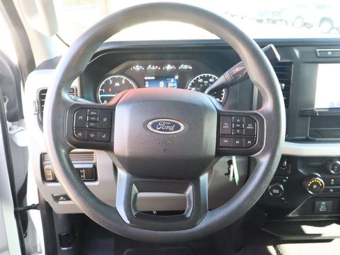 Used 2024 Ford F350 XLT AWD/4WD image 25