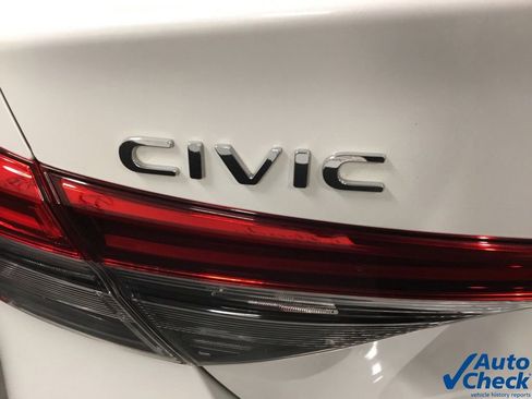 Used 2023 Honda Civic EX image 14