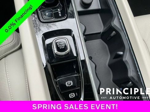 New 2026 Volvo XC60 B5 Ultra w/ Climate Package image 19