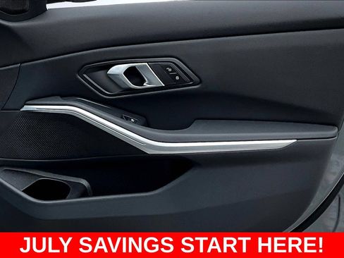 Used 2026 BMW 330i xDrive Sedan AWD/4WD image 37