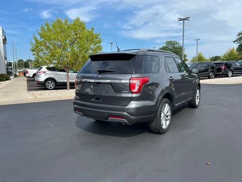 Certified 2019 Ford Explorer XLT w/ Equipment Group 202A AWD/4WD image 7