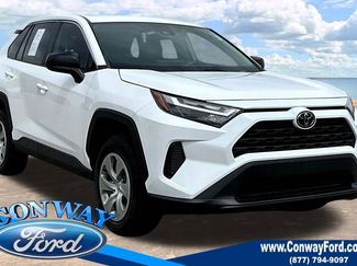Used 2024 Toyota RAV4 LE video 1