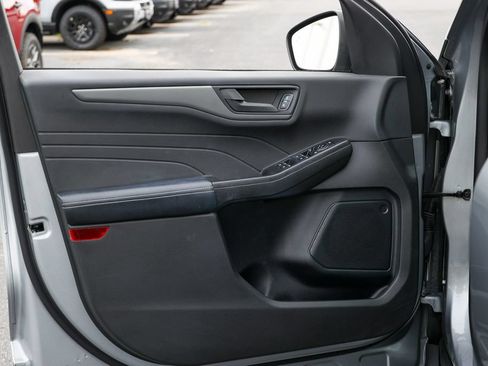 Certified 2023 Ford Escape Active AWD/4WD image 4