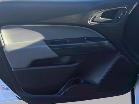 Used 2016 Chevrolet Colorado W/T w/ WT Convenience Package image 19